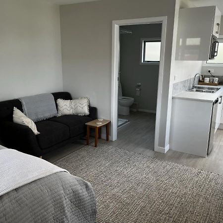 Raglan Retreat On Gilmour Apartment Luaran gambar