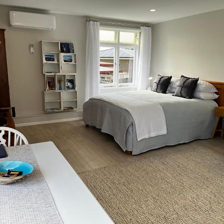 Raglan Retreat On Gilmour Apartment Luaran gambar