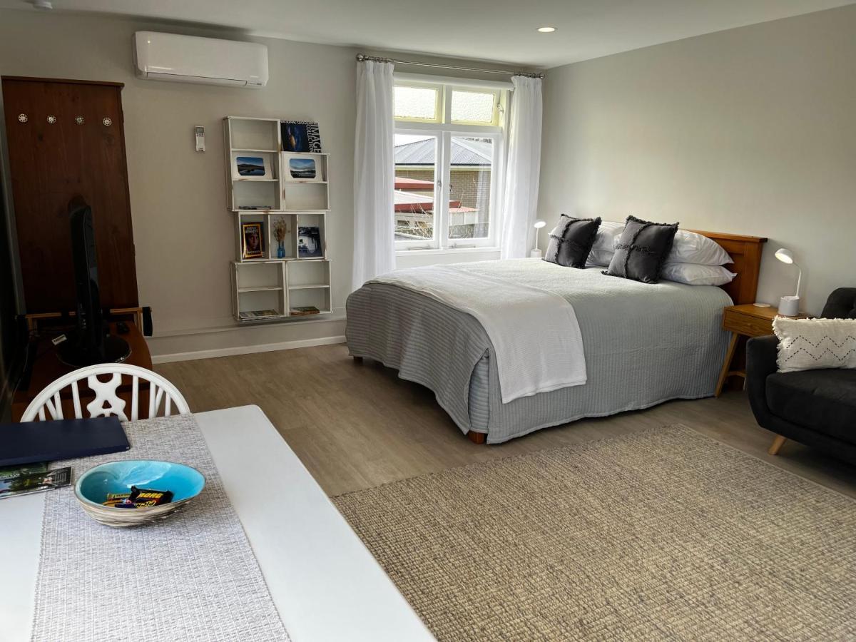 Raglan Retreat On Gilmour Apartment Luaran gambar